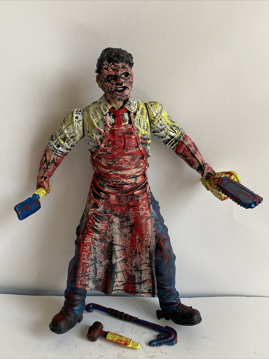 The Texas Chainsaw Massacre Leather face Figure 9” Brand New