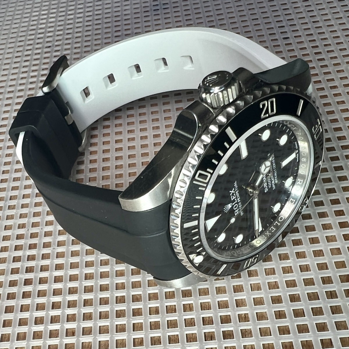 ROLEX Submariner 黒 ナイロンストラップ 21mm WHITE & BLACK Caoutchouc Vulcanized rubber Strap 41mm