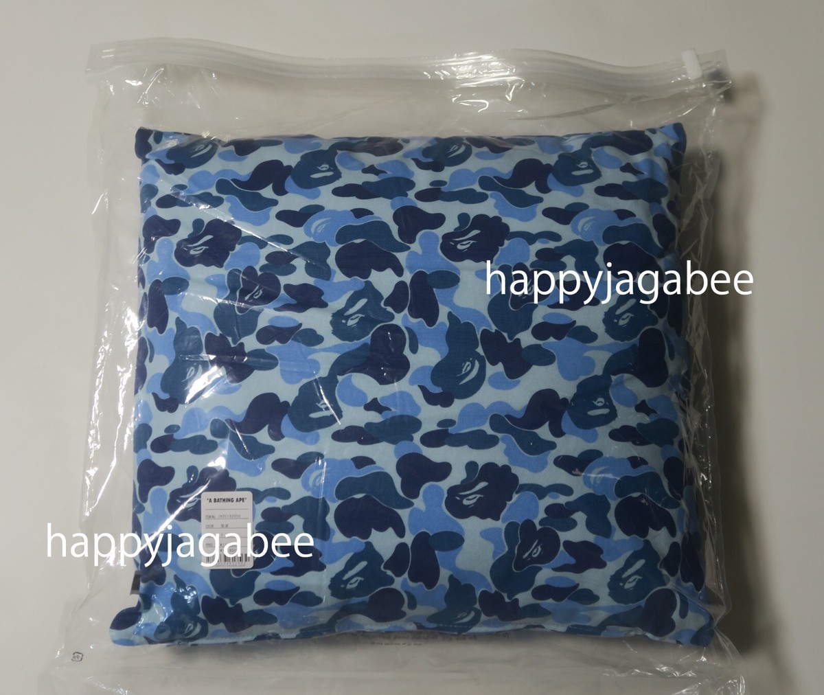 A BATHING APE Goods ABC CAMO COLLEGE SQUARE CUSHION 1H20182050 z