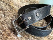 Vintage Levi’s Italian Leather Belt Made In USA Black & Silver 42.