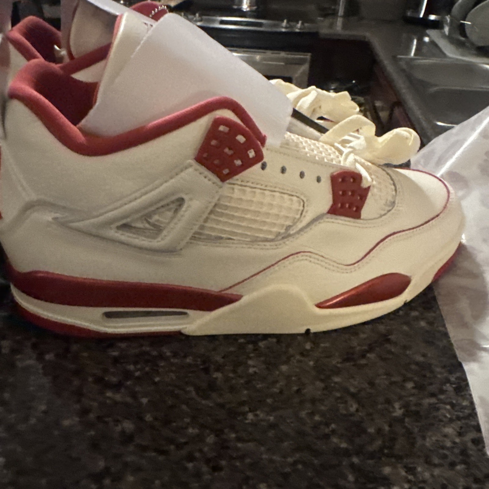 Air Jordan 4 Retro Valentines Day HV0823-108 Women Size thumbnail 4