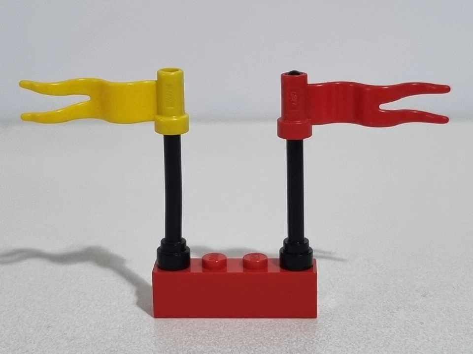 Lego Fabuland Set 3631 Banderin Bandera Amarilla Roja Mastil Negro Castillo - Imagen 1 de 1