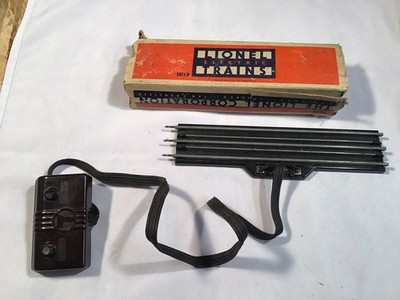 Lionel O Scale 3 Rail Magnetic Un Coupler In Box # 1019