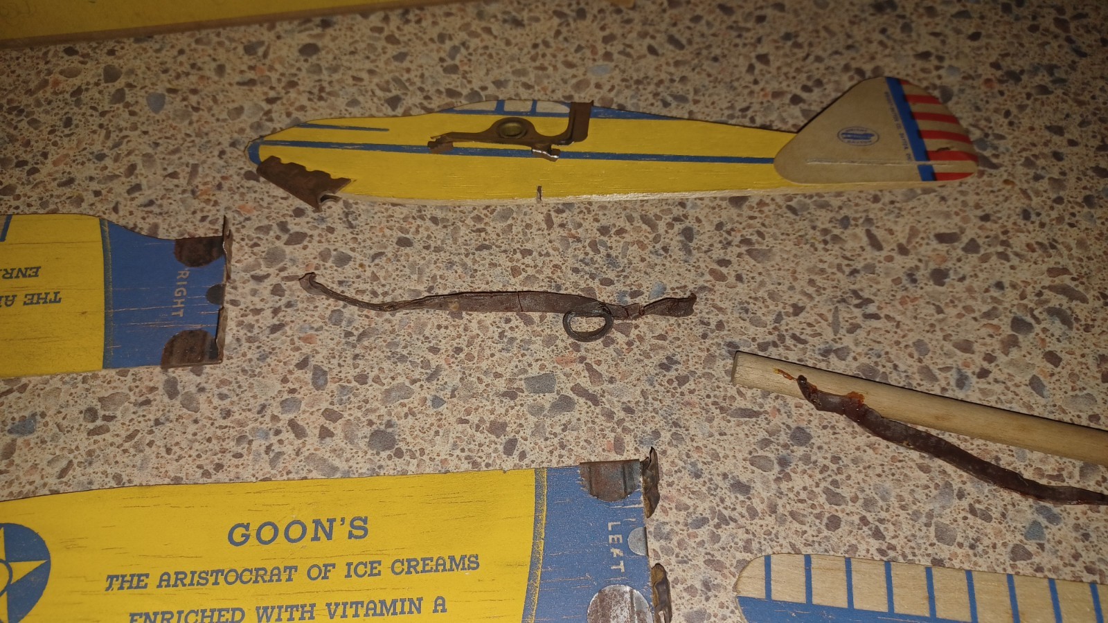 RARE 1940s Wright-Dayton Original Airplane Model Goon's Ice Cream W/Instructions