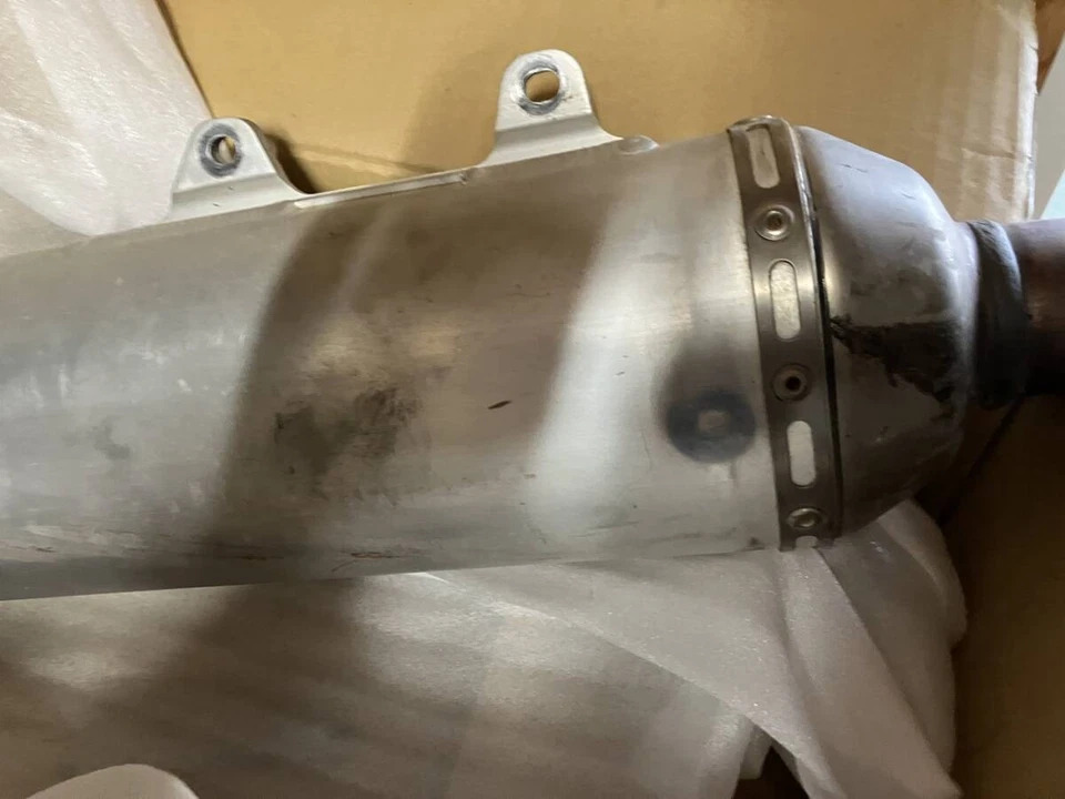Yamaha Genuine 2011 Yz450F Exhaust System Silencer - Image 4 of 4