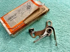 1946-1950 Chrysler Saratoga New Yorker V8 324ci NOS Delco Contact Point #A-108P
