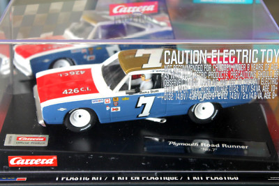 Carrera Evolution 27641 Plymouth Roadrunner, #7 1/32 Slot Car NEW IN SHOWCASE