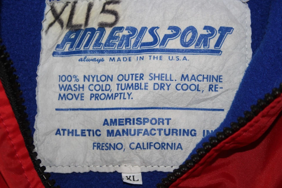 Fresno State 男式 XL 红色蓝色垒球 Sideline 夹克 Amerisport 美国尼龙 复古 — 第 2/4 张图片