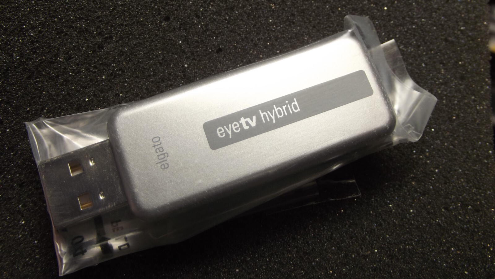 Open Box COMPLETE with SEALED CONTENTS Elgato EyeTV Hybrid USB TV Tuner