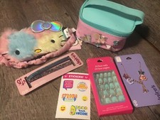 Claire s Butterfly Cosm Bag Hello Kitty Jewelry Choker Justice Sticker Lot