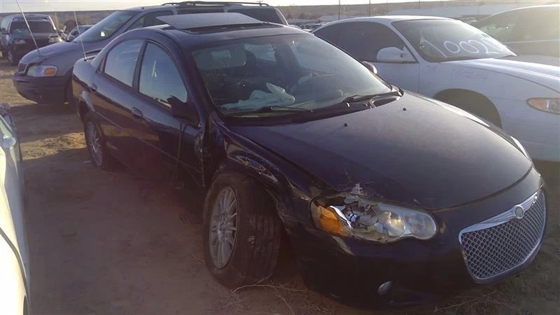 Brazo de control superior trasero derecho usado para: Chrysler Sebring Conv R 2005 Foto 2 de 4