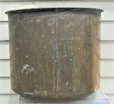 Vintage  huge copper cauldron scrapple pot , 16 3/4" Dia X 16" Tall Weighs 12 Lb