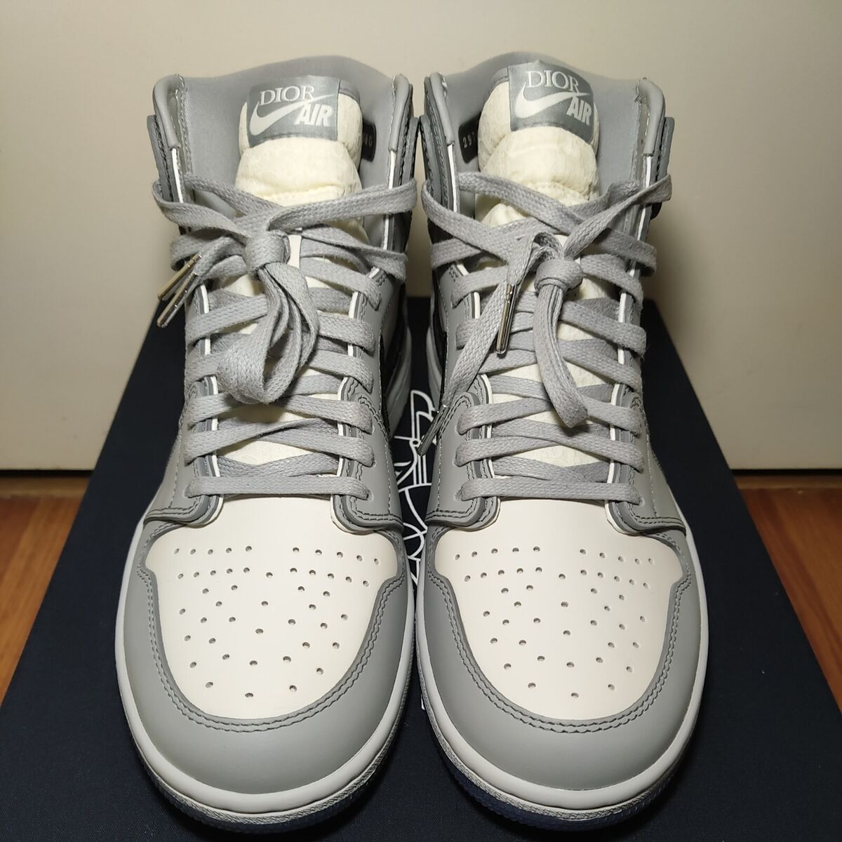 Dior × Air Jordan 1 High OG Size 9.5 #2979 of 8500 CM8607 Dior × Air Jordan 1 High OG Size 9.5 #2979 of 8500 CM8607