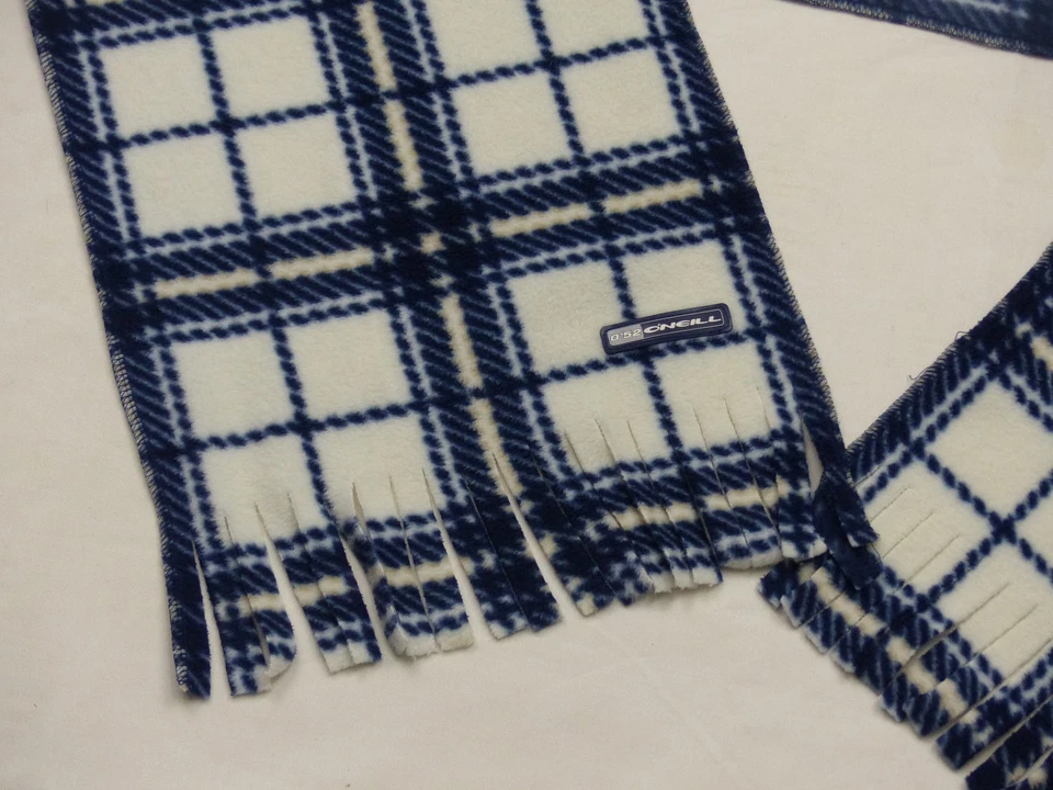 O'Neill 冬季围巾 复古方格蓝色白色 Hertha BSC 冲浪滑雪尖上衣 — 第 2/4 张图片