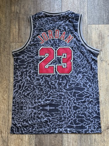 NEW Michael Jordan Chicago Bulls 23 Mitchell & Ness Hardwood XL Jersey 96-97 - Picture 5 of 5