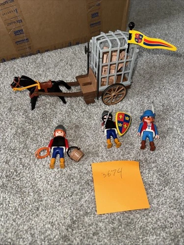 PLAYMOBIL Castle 3674 KNIGHTS WITH PRISONER Full Set No Box