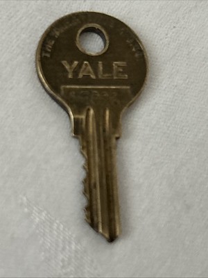 Vintage Yale & Towne Mfg Co M2026 KEY Art Metal Const.Co. Jamestown New York