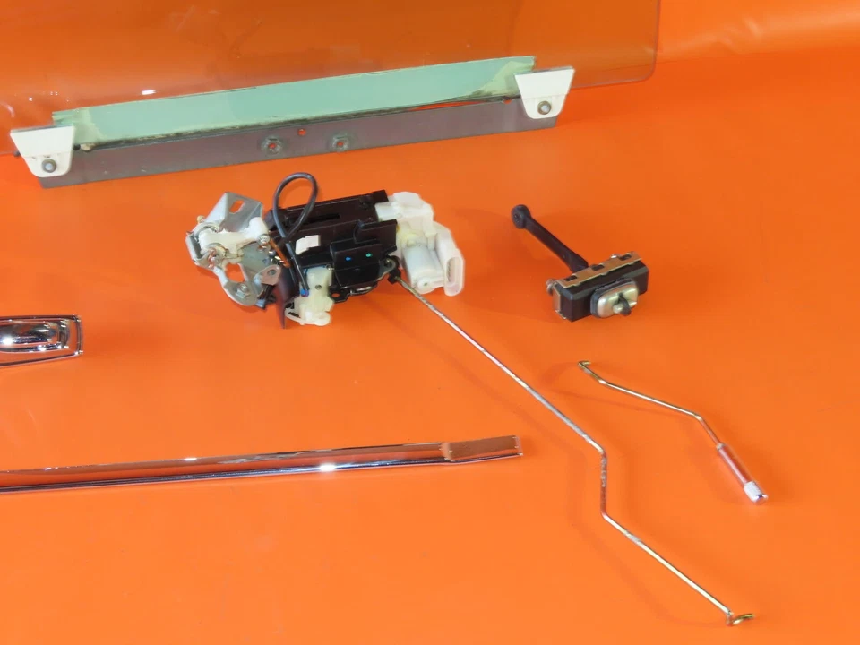 BENTLEY ARNAGE DOOR GLASS LEFT REAR HANDLE 1999 2000 2001 2002 2003 2004 OEM - Image 2 of 4