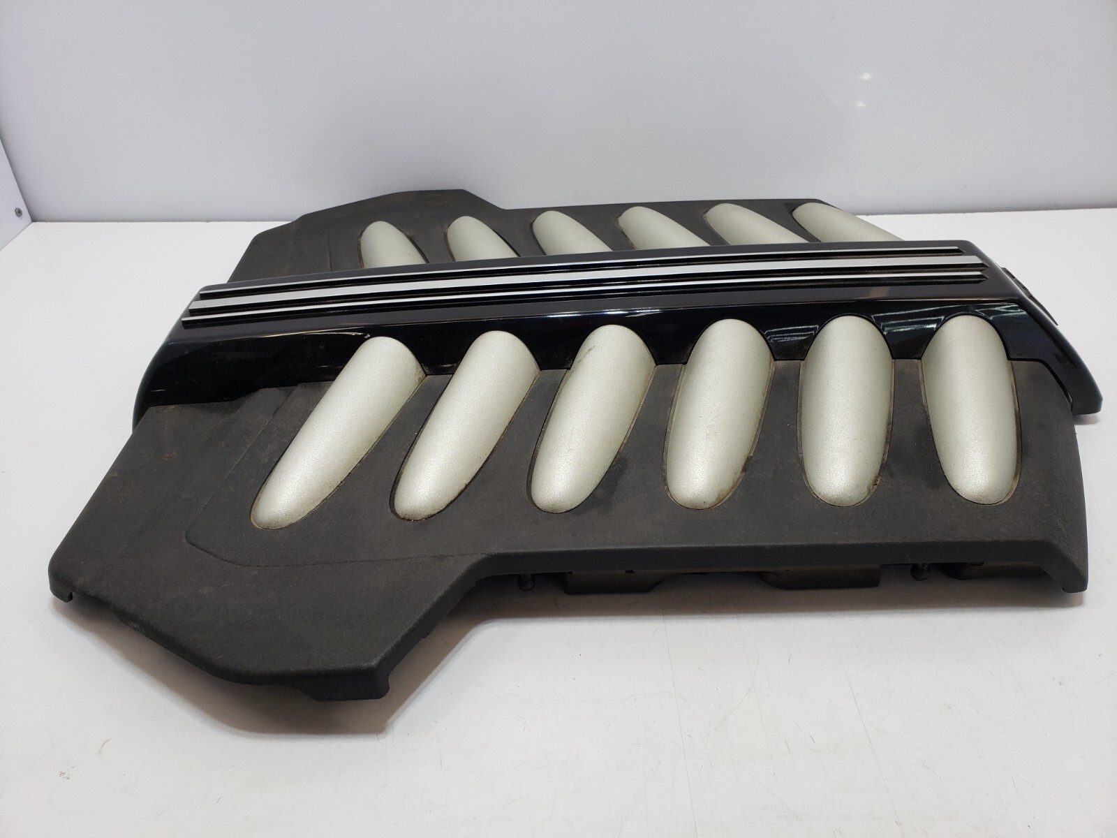 ✅ 2010-2014 OEM Rolls Royce Ghost RR4 6.6L V12 N74R Engine Cover Shield Panel