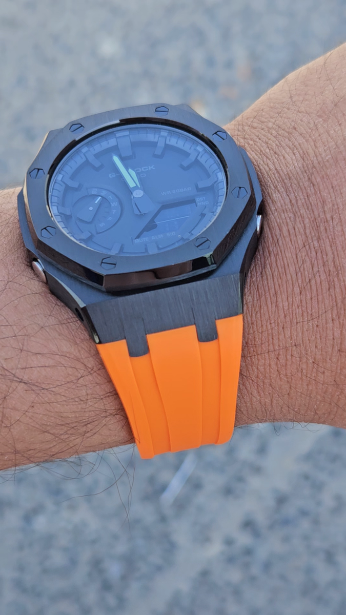 G-SHOCK GA-2100 カスタム ブラック/オレンジ Gショックからネオンカラーのアクセントを加えたGA-2100が発売