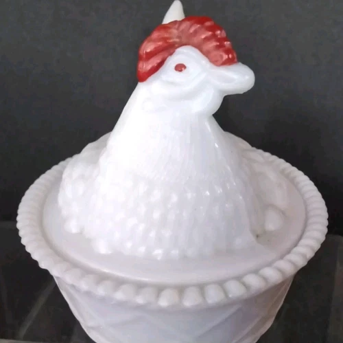 Vintage Westmoreland White milk Glass Hen on a Nest Red comb beaded rim signed