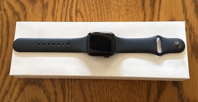 Apple Watch SE (2nd Generation) 40mm Aluminum Case with Sport Loop -...