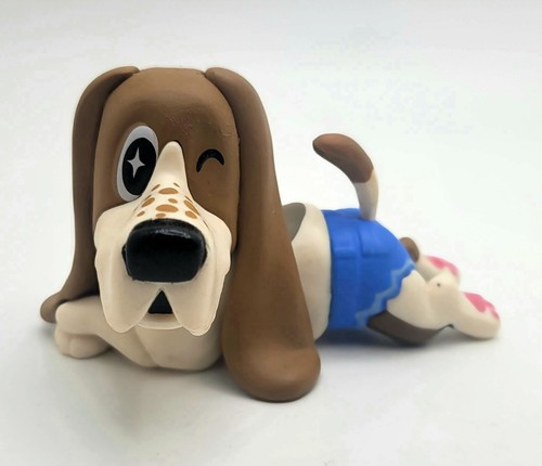 Funko Mystery Minis Vinyl Figure Paka Paka Daisy Dukes Dogs Cheeks - Picture 1 of 5