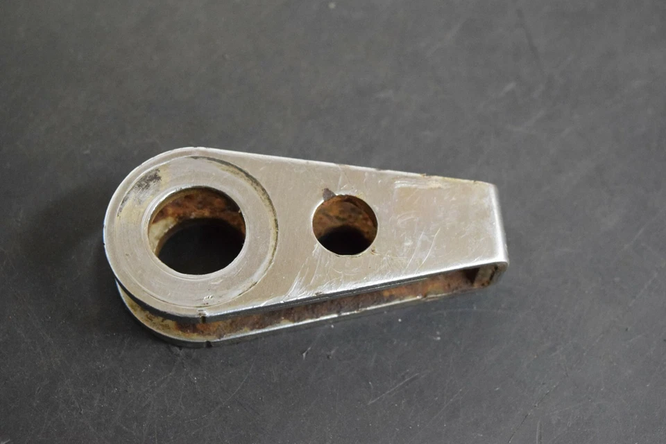 HONDA CB350F CB400F CJ360T CB360T CM400 BASCULANTE RUEDA TRASERA EJE CADENA AJUSTADOR Foto 4 de 4