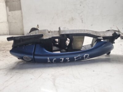MERCEDES C KLASSE W203 TÜRGRIFF AUSSEN FAHRER VORNE 2037600234 00-07 BLAU