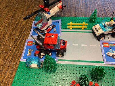 LEGO Set 6549 Roadblock Runners Town Scene 1997 Complete w