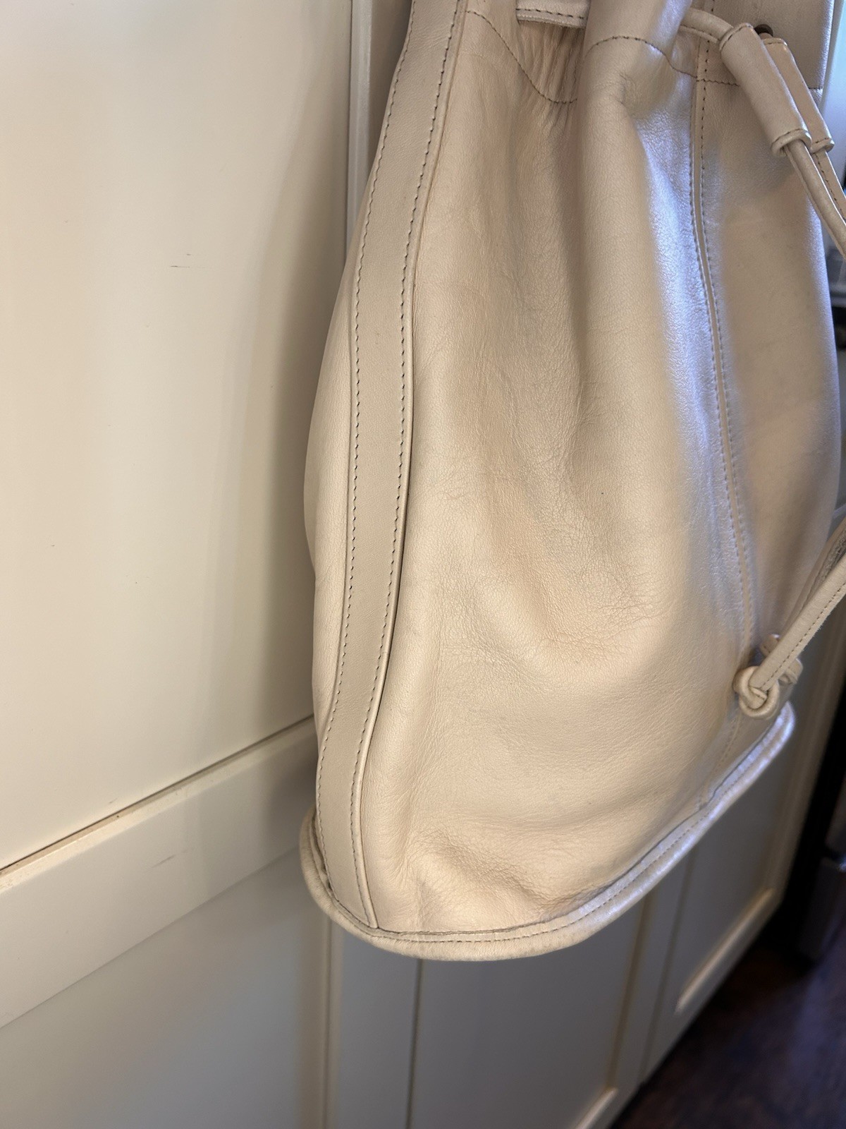 Authentic COACH VINTAGE DRAWSTRING BONE LEATHER S… - image 4