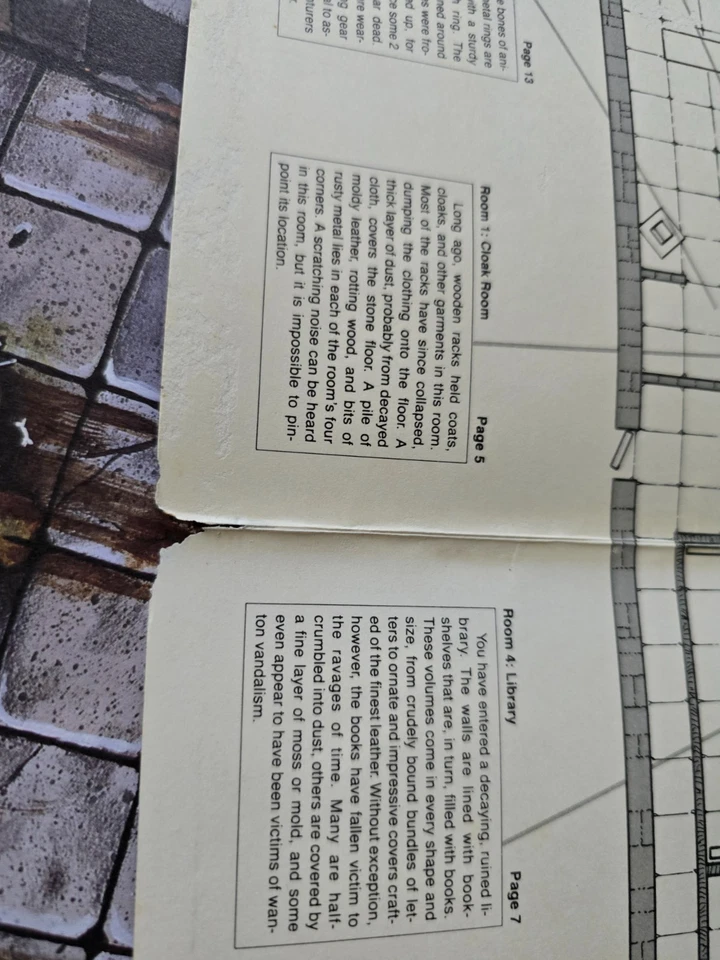 Quest for the Silver Sword Map & Standups 100% - Dungeons and Dragons TSR 9342 - Image 3 of 4