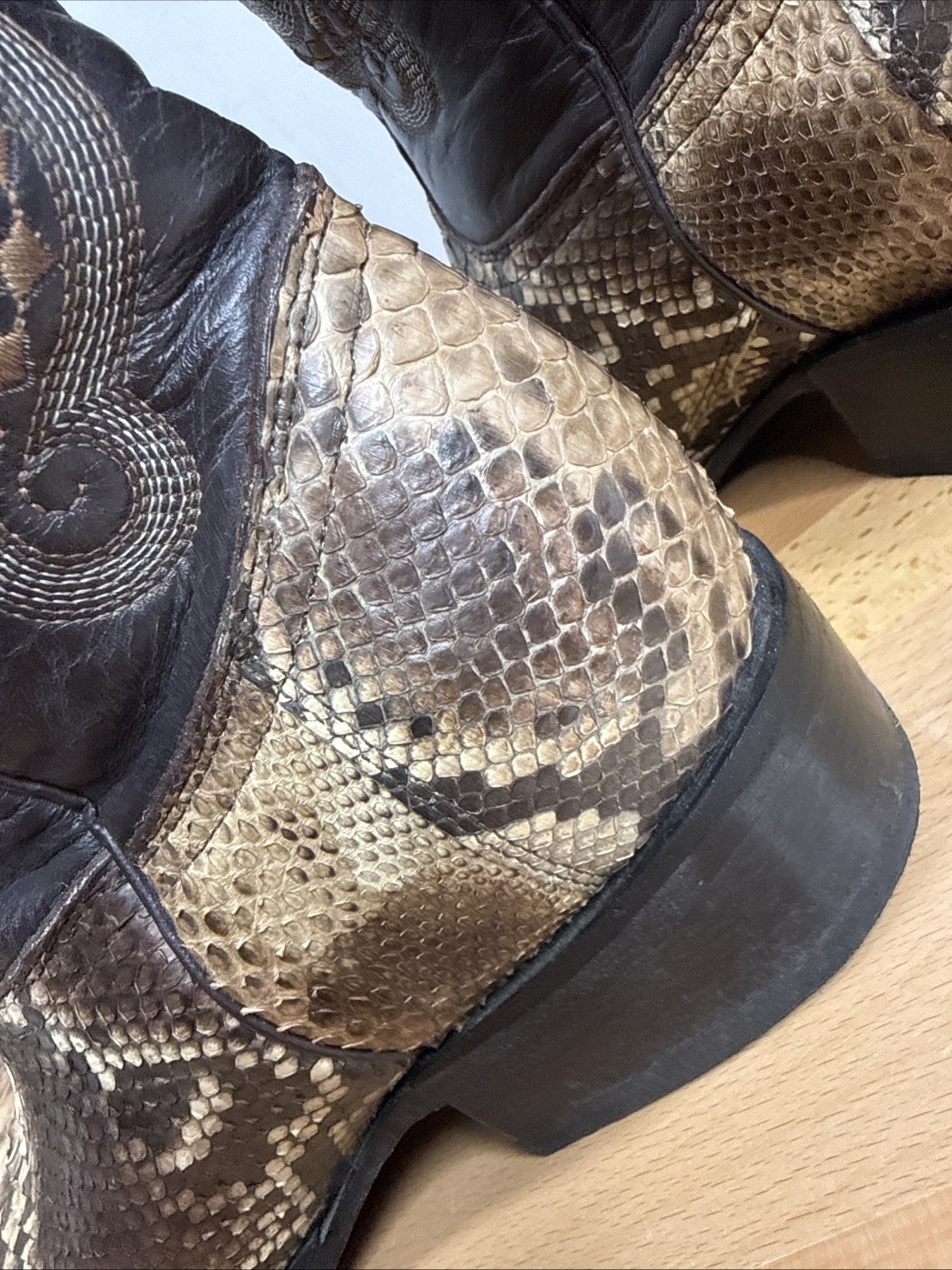 CEBU Genuine Back-Cut Python Snakeskin Western Co… - image 10