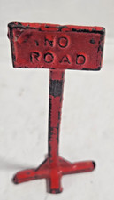 VINTAGE 1950s JOHILLCO NO ROAD SIGN POST TRAIN VILLAGE AND DIORAMA SCENE 4.5"
