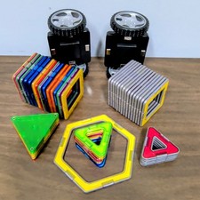 Lot of 47 Magnetic Building Tiles Blocks Vari...