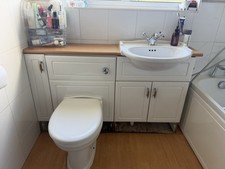 Bathroom Suite WC Basin Basin Tap Bath