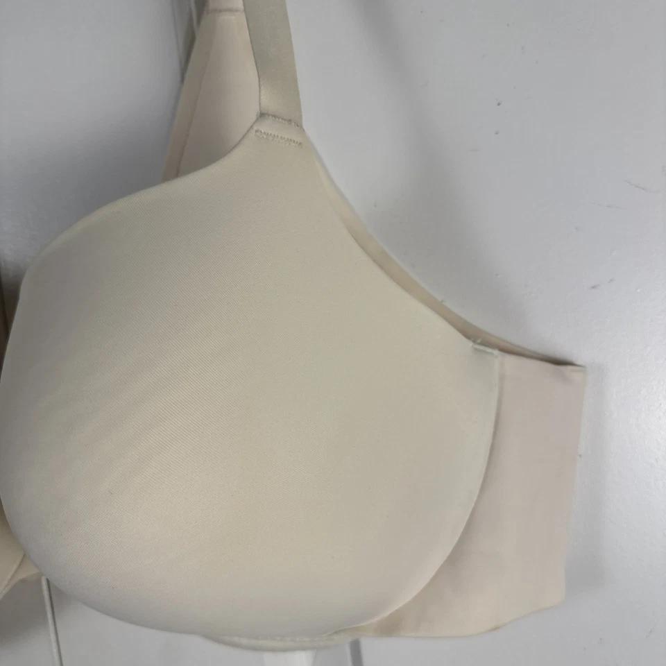 Nuevo Sujetador Cacique 46C Crema Ligeramente Forrado Cobertura Completa Con Aros Talla Grande Foto 3 de 4
