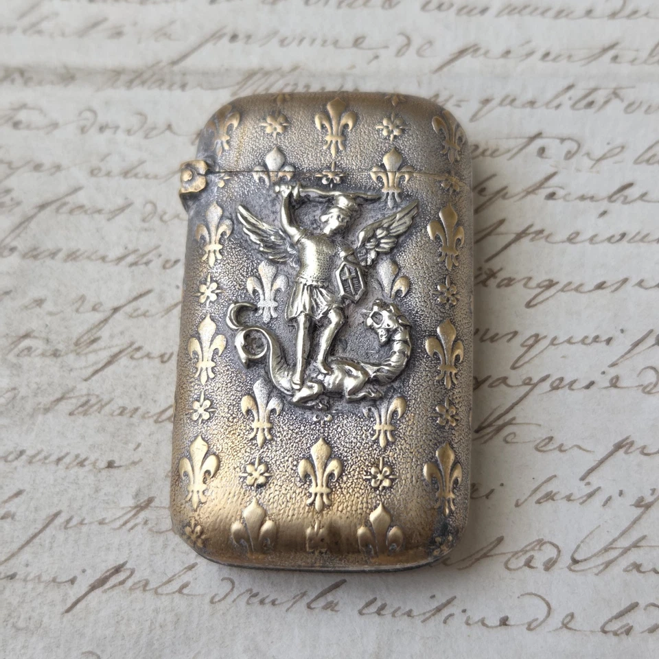 Pyrogène Ancien 1900 Décor Fleurs Lys St Michel et Dragon Allumettes Vesta - Photo 2/4