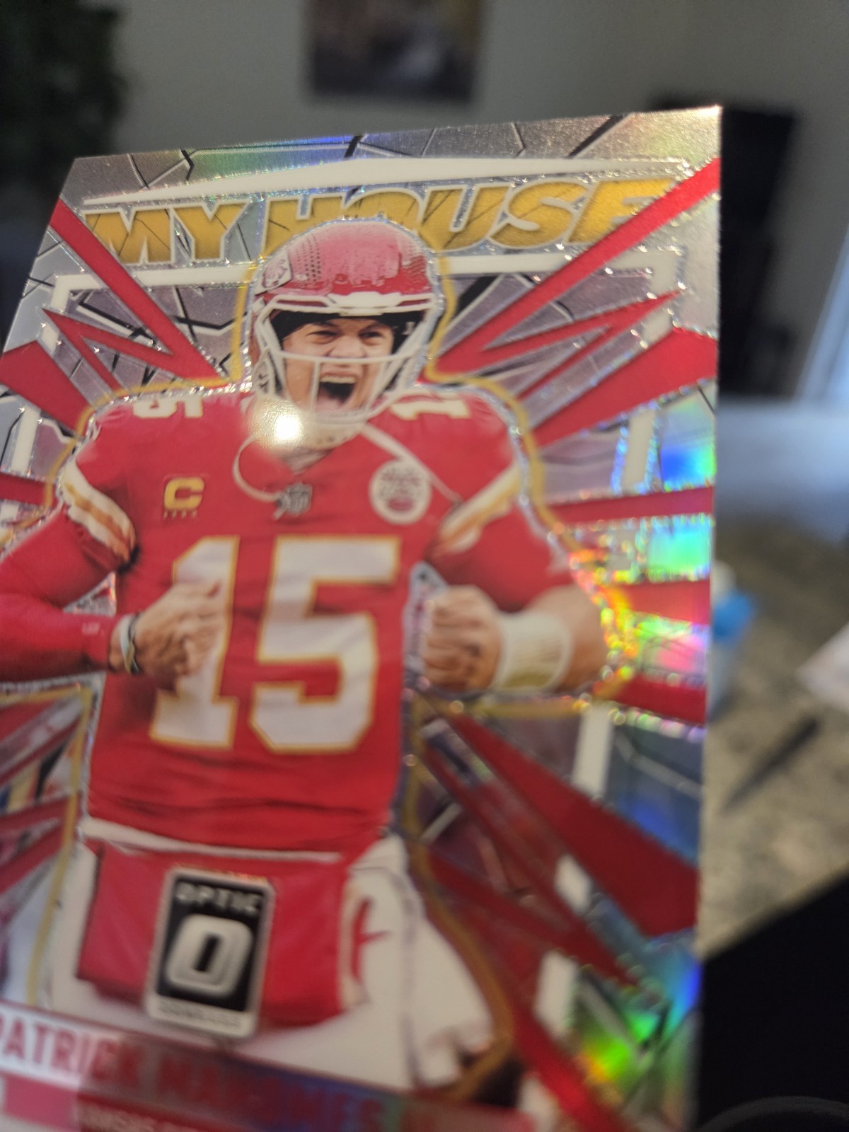 2023 🔥 PATRICK MAHOMES 💥 REFRACTOR 🌈  UD NFL POP 🎉 KC CHIEFS NON auto Card view 8