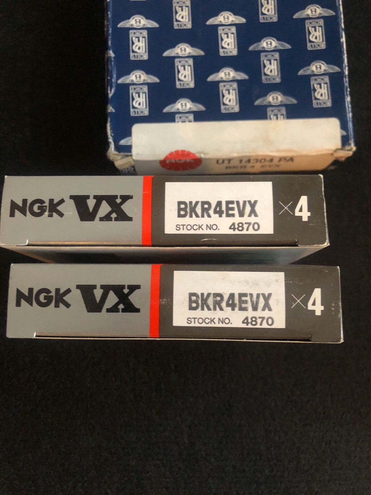 Rolls Royce Bentley 1996-97 Naturally Aspirated Spark Plug Set UT14304PA NOS OEM