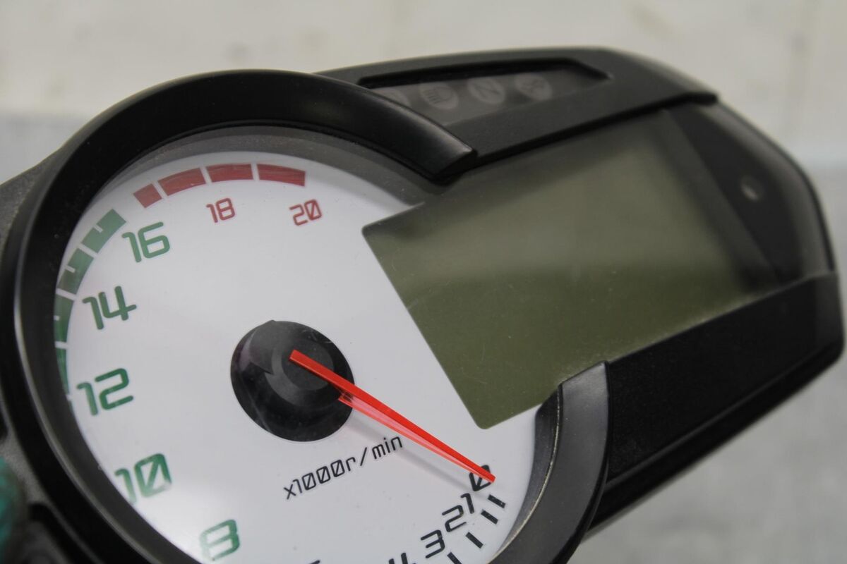 2011 Kawasaki Ninja ZX6R ZX600R SPEEDO TACH GAUGES DISPLAY 2011 Kawasaki Ninja ZX6R ZX600R SPEEDO TACH GAUGES DISPLAY