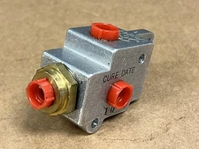 Scott Aviation Parking Brake Valve P/N 4240-3 New Mult Applications