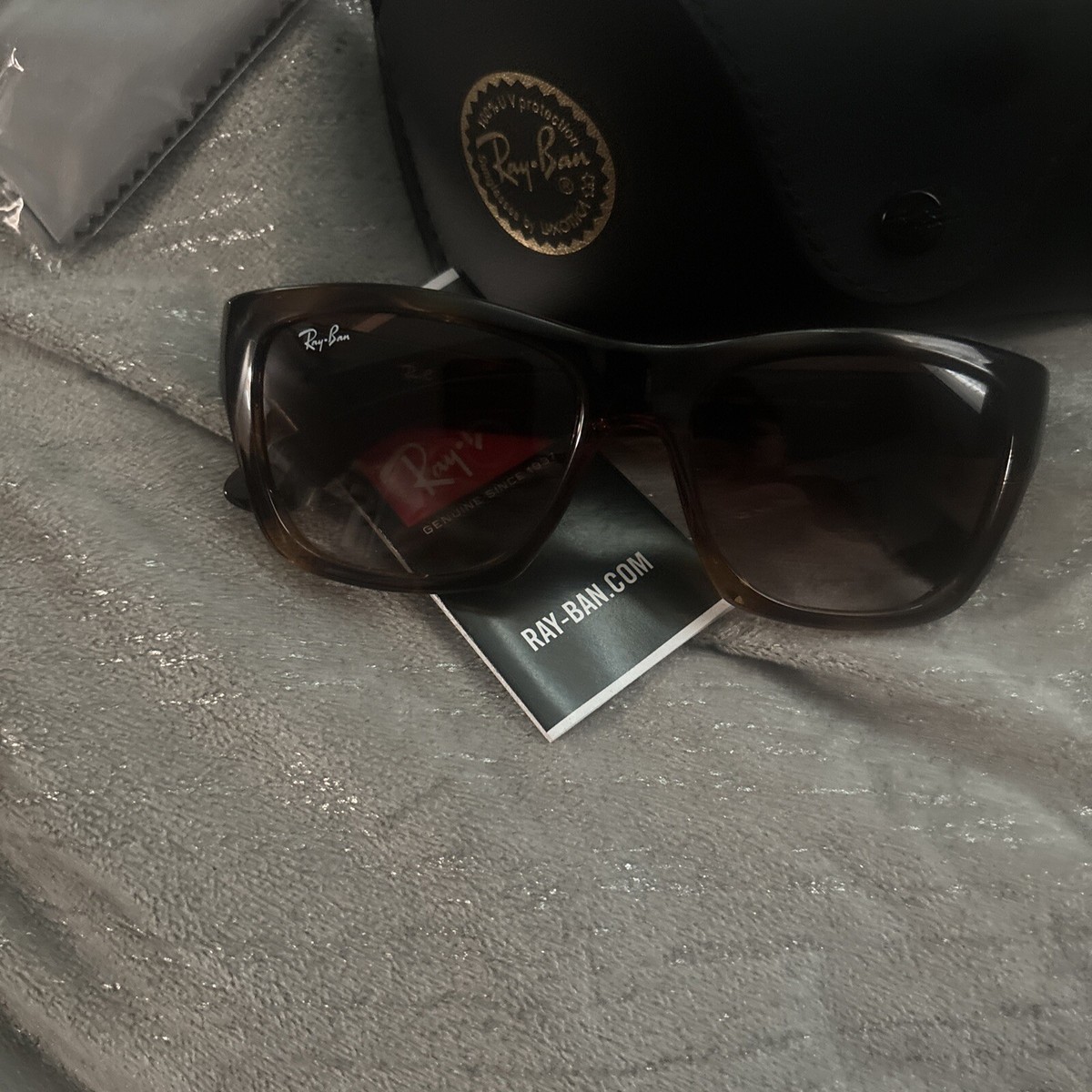 Ray-Ban RB 4194 Tortoise Square Sunglasses 710/85 53mm + Case RB 4194 710/85 Ray-Ban RB 4194 710/85 : Amazon.de: Fashion main image 2