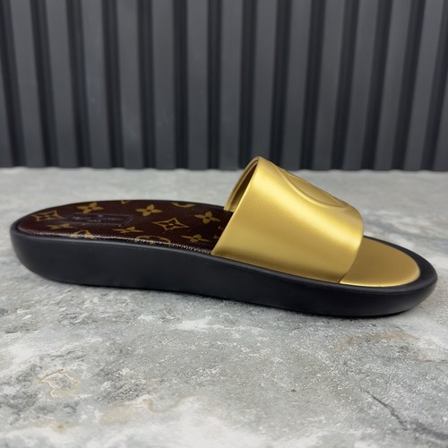 Muli Sunbath Louis Vuitton LV monogramma oro 8 US o 38 EUR - Foto 8 di 20