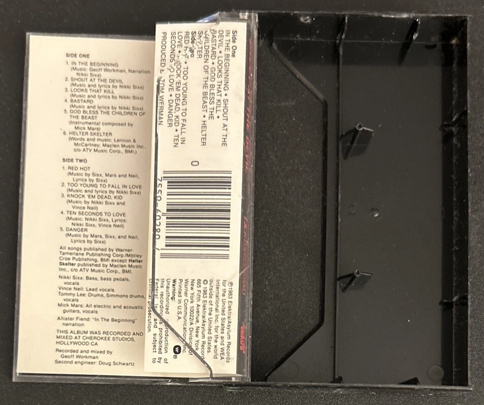 Mötley Crüe Cassette Tape Shout At The Devil Helter Skelter (Elektra 1983 Used) Foto 3 de 4