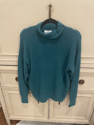 Aritzia Wilfred Free Forest Green Nylon Turtleneck Oversize Sweater. So Soft. XS