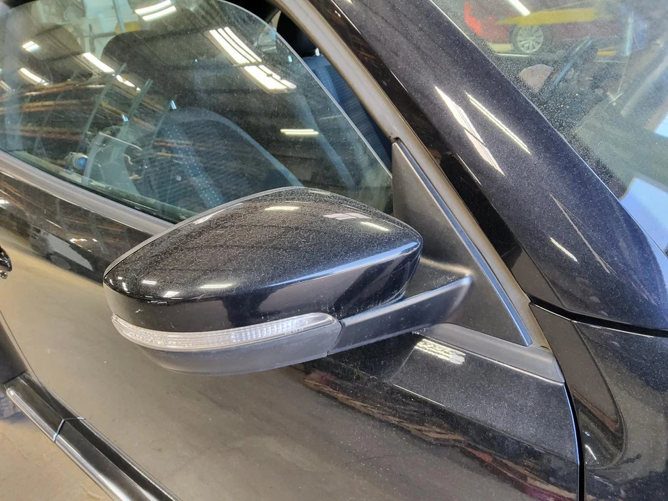 Used Front Center Interior Rear View Mirror fits: 2012 Volkswagen Beetle w/o aut - Image 3 of 4