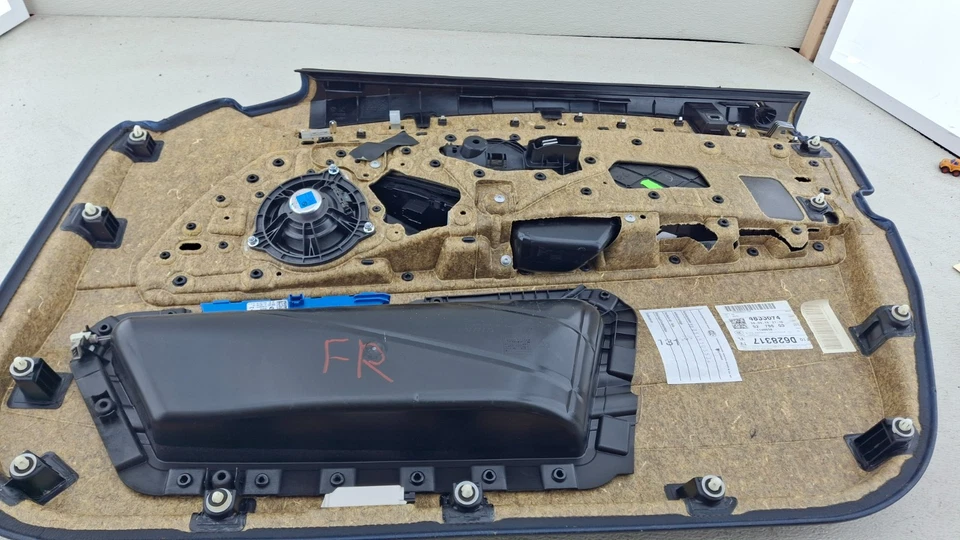 Panel de puerta delantera izquierda 11-16 BMW 528i 535i 550i LH fabricante de equipos originales Foto 4 de 4