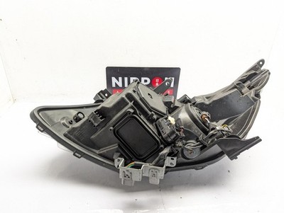 TOYOTA NOAH/VOXY MK3 R80 2014 - 2022 RIGHT HEADLAMP LED 84654