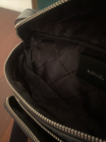Michael Kors Cooper Logo Bauchtasche/Gürteltasche Canvas blau Allover-Muster gebraucht, in einwandfreiem Zustand - Bild 11 von 24